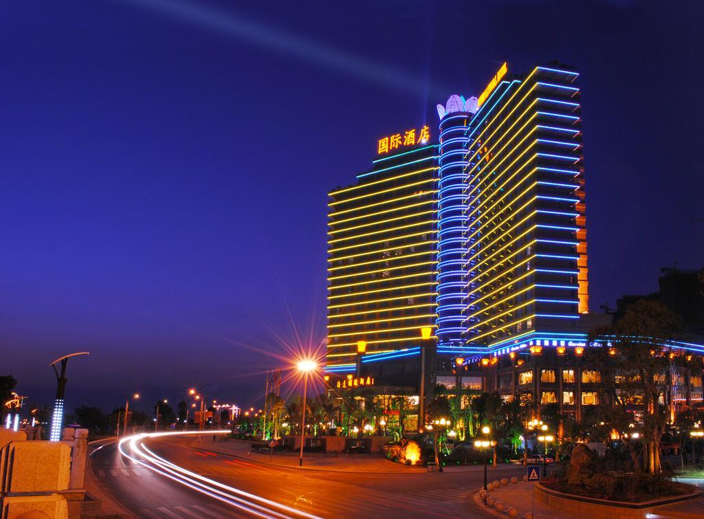 Qingyuan International Hotel Buitenkant foto