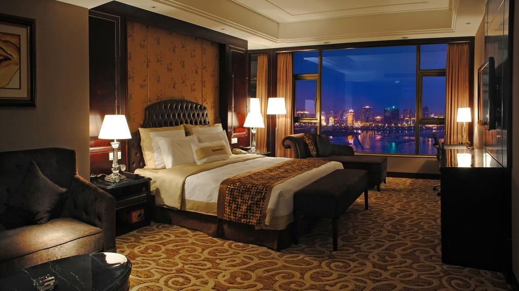 Qingyuan International Hotel Kamer foto